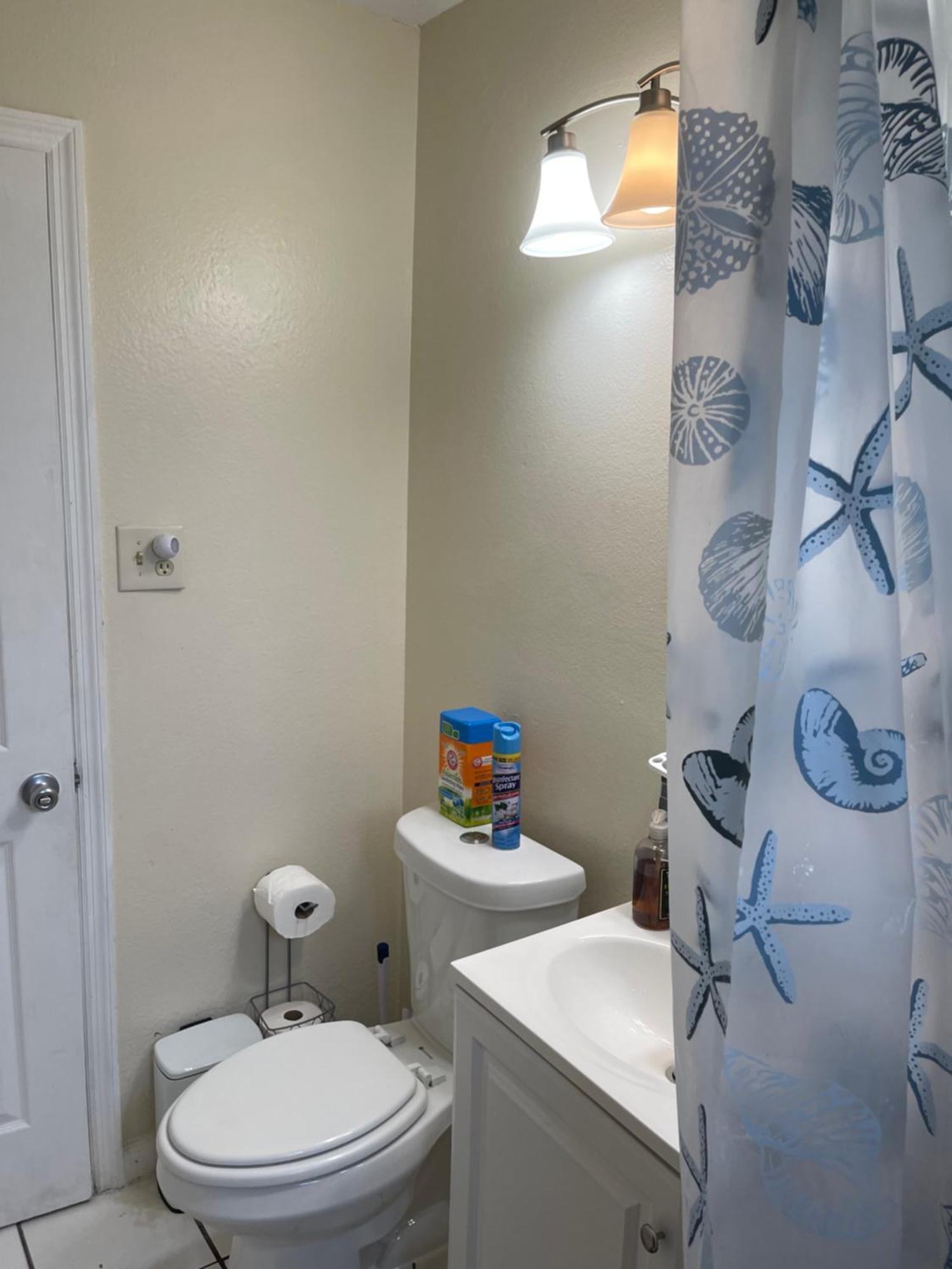 Private Queen Bedroom C Shared Common Spaces Fort Pierce Exterior foto